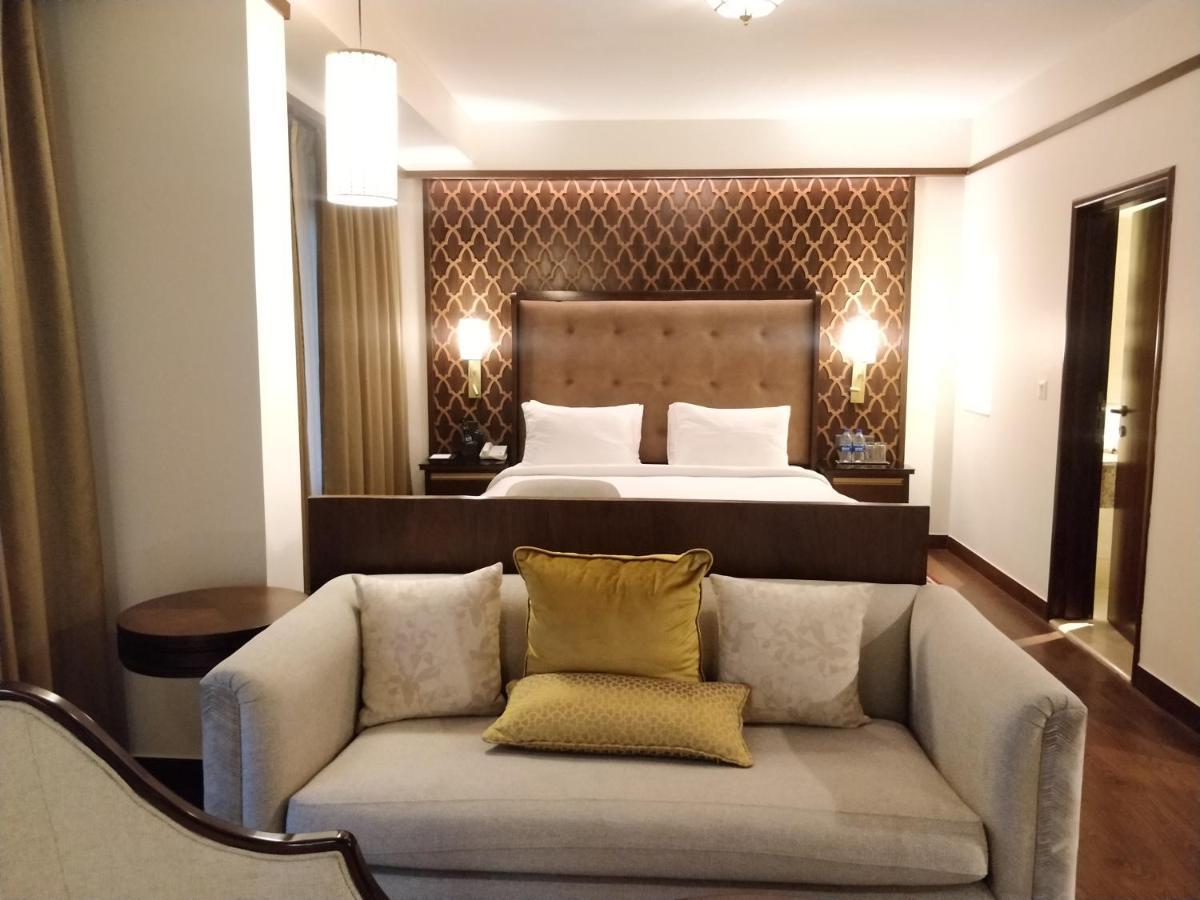 Radisson Golf Resort Pahalgām Extérieur photo
